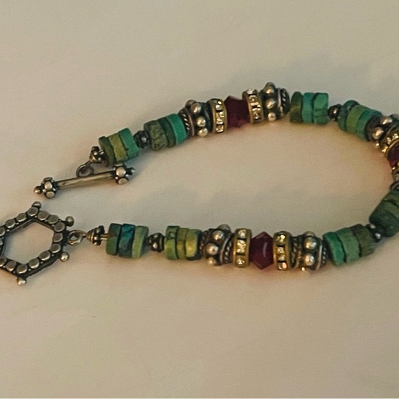Jewelry - Vintage Turquoise & Sterling Silver toggle 8” bracelet